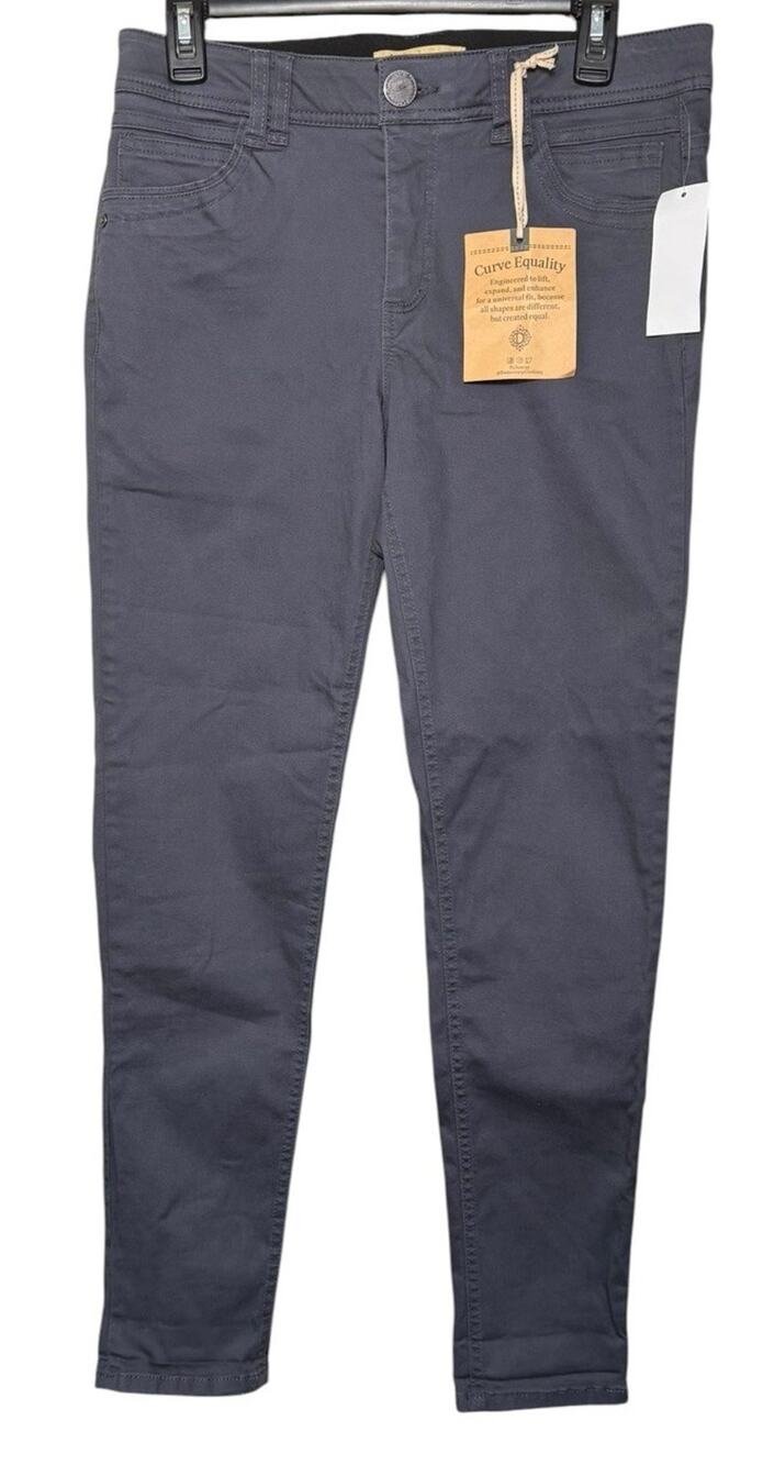 Democracy Women's Ankle Crop Slim Pants in Dark Gray